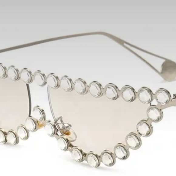 Shades - Picture 2 of 5